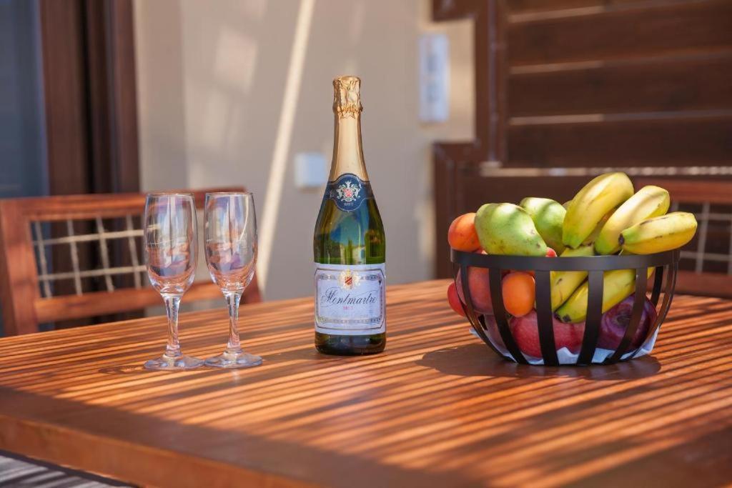 Ferienwohnung La Perla Di Barla Seafront Kánalos Exterior foto